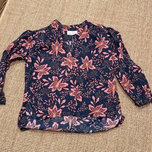 NWOT TROVATA Clara Oversized Blouse Floral Navy Size S
